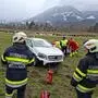 Die eingeklemmte Lenkerin wurde von der Feuerwehr befreit