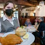 Corona-Öffnung: Die Aussicht auf ein Schnitzerl im Gasthaus lässt die Stimmung besser werden
