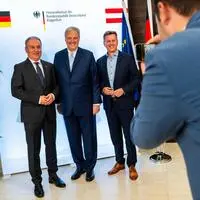 Eröffneten das Honorarkonsulat: Der deutsche Botschafter Vito Cecere, Honorarkonsul Nikolaus Juhász und Landeshauptmann Daniel Fellner (von links)
