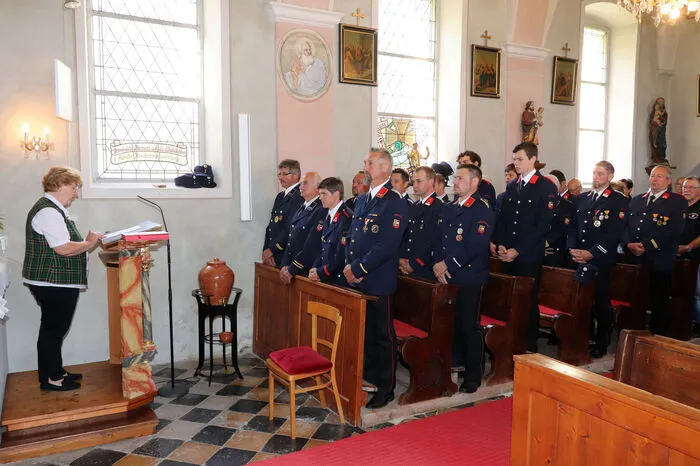 Bitte klicken Sie sich durch die Bilder!