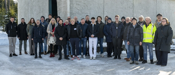 Teil des Zukunftsforums Wasser war auch eine Exkursion zu einem Hochbehälter und in lokale Quellgebiete | Teil des Zukunftsforums Wasser war auch eine Exkursion zu einem Hochbehälter und in lokale Quellgebiete