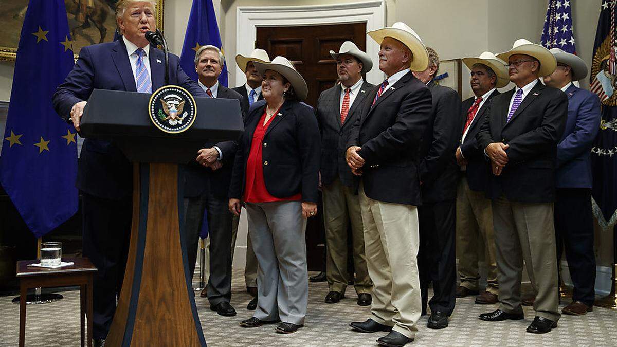 Trump verkündet Freitagabend im Beisein von Farmern, dass die USA künftig mehr Rindfleisch in die EU liefern werden