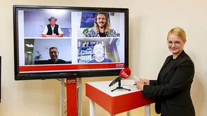 Im Kleine-Studio wird unter der Leitung von Veronika Höflehner diskutiert