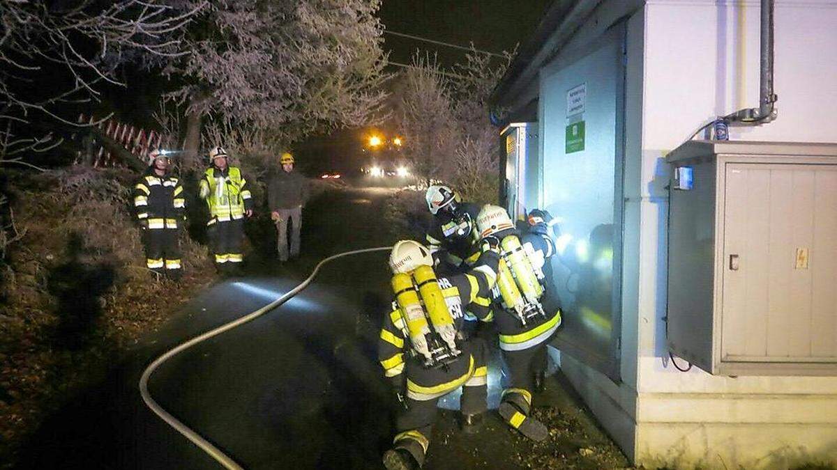 Feuerwehr Nestelbach: STROMAUSFALL AM HEILIGEN ABEND BEI GRAZ