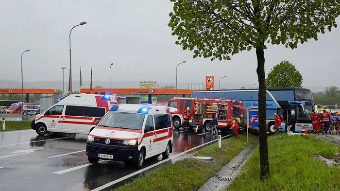 Im Südburgenland gab es am Freitag nach einem schweren Verkehrsunfall einen Großeinsatz der Rettungskräfte.