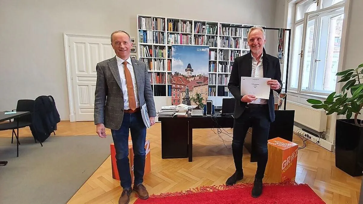 Finanzdirektor Karl Kamper und Finanzstadtrat Günter Riegler (ÖVP)