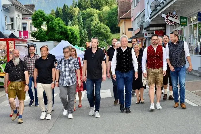 Einzug der Ehrengäste