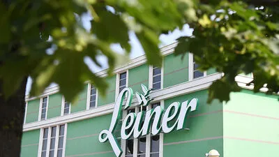 ++ THEMENBILD ++ MÖBELKETTE KIKA/LEINER