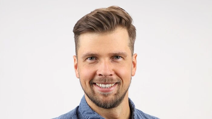 Das Bild zeigt Thomas Seruga