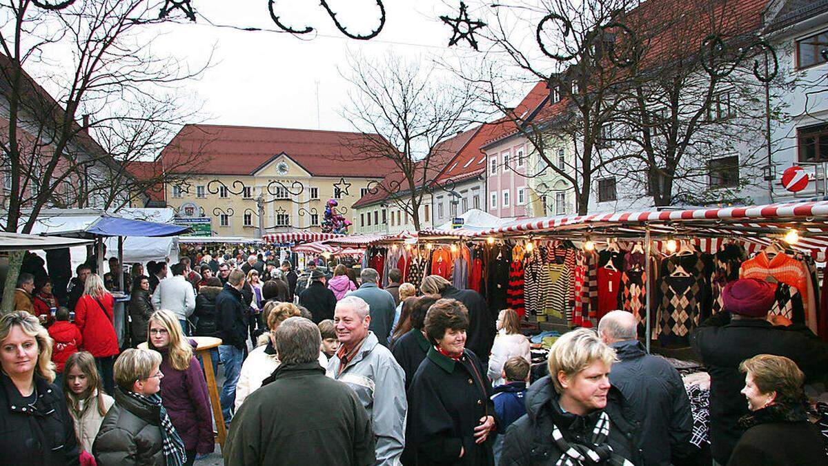 8000 Besucher kommen im Schnitt am Montag auf den Völkermarkter Nikolomarkt