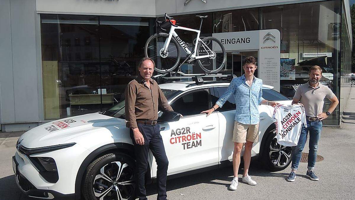 Gerhard Prommer von Citroën Österreich), Felix Gall und  Christian Prisker vom gleichnamigen Autohaus