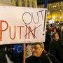 Proteste gegen Putin und Orban in Budapest