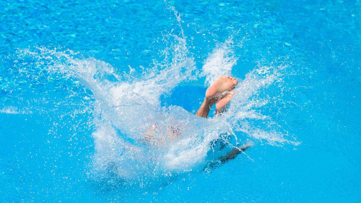 Baden macht Spaß - birgt aber auch Gefahren 