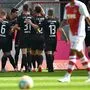 Union Berlin jubelt über ein 1:0 und die Tabellenführung