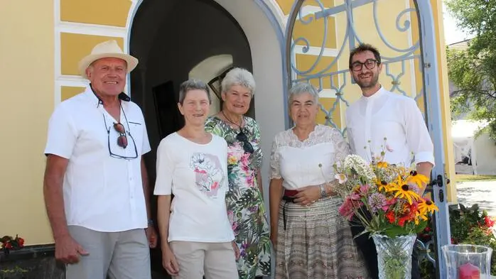 Viele Helferinnen und Helfer haben die Kapelle im Ligister Ortsteil Grabenwarth renoviert