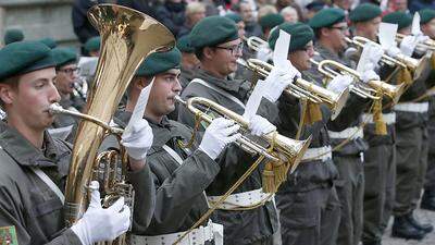 Militärmusik begeisterte hunderte Kärntner