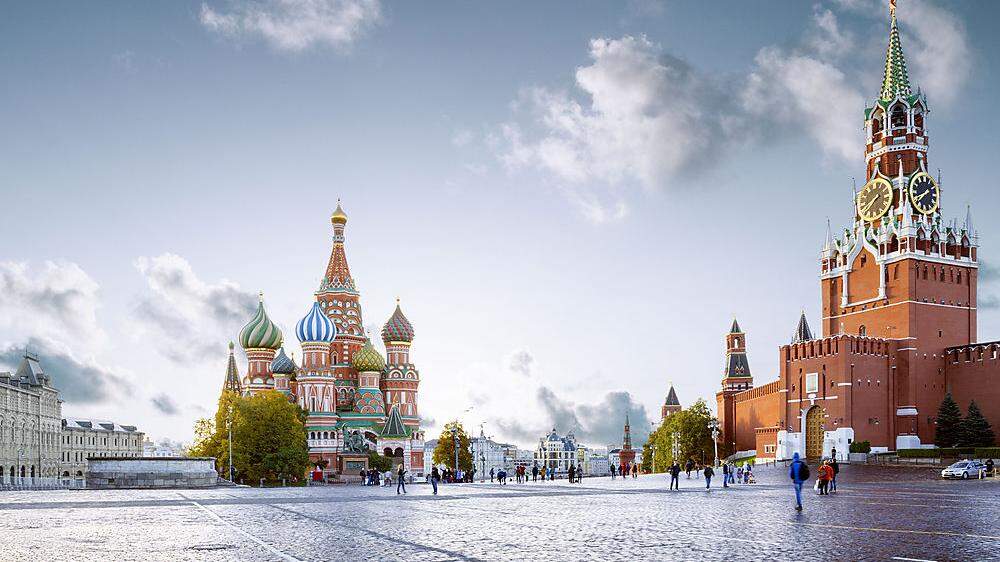 Der Kreml am Roten Platz im Stadtzentrum zählt zu den beliebtesten Sehenswürdigkeiten des Landes