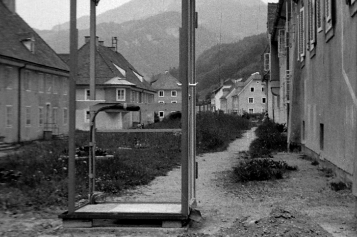 Was ist das? Die erste Telefonzelle in Liezen 1962 in der Grimminggasse, Ecke Siedlungsstraße