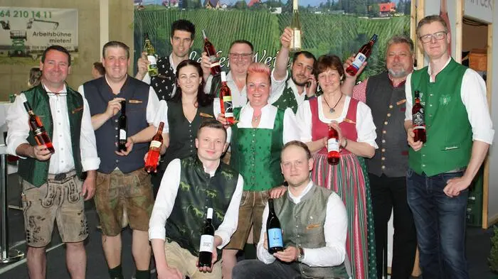 Unzählige zufriedene Besucher konnten die elf Lipizzanerheimatwinzer mit Bernhard Dokter und Katrin Dokter an der Spitze bei der diesjährigen Jahrgangspräsentation „Wein &amp; Genuss“ im Veranstaltungszentrum Stallhofen verbuchen.