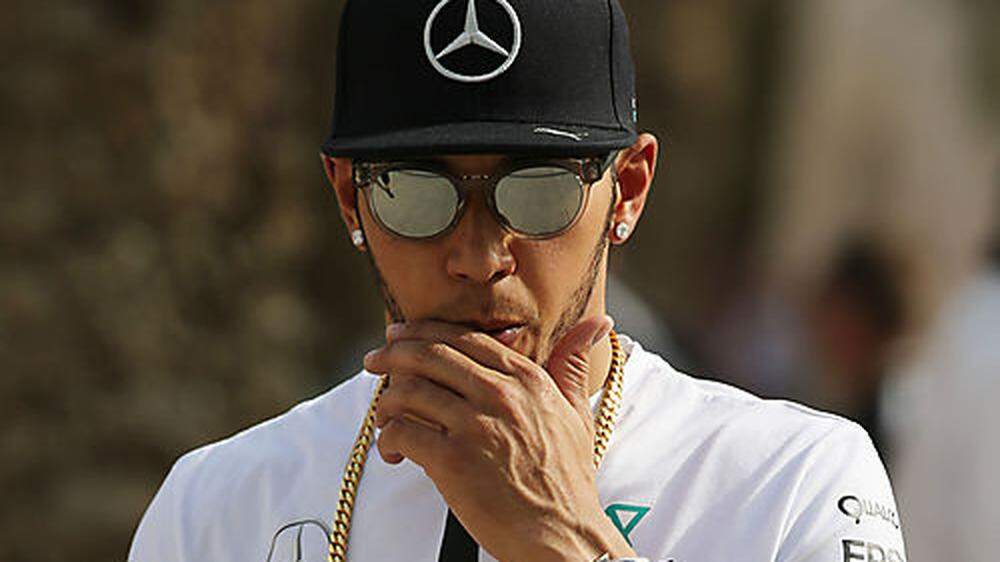 Lewis Hamilton bleibt bei Mercedes