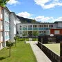 Das Bildungszentrum vereint nicht nur Kindergarten, Volksschule und Mittelschule, sondern auch Unterricht und Tablet