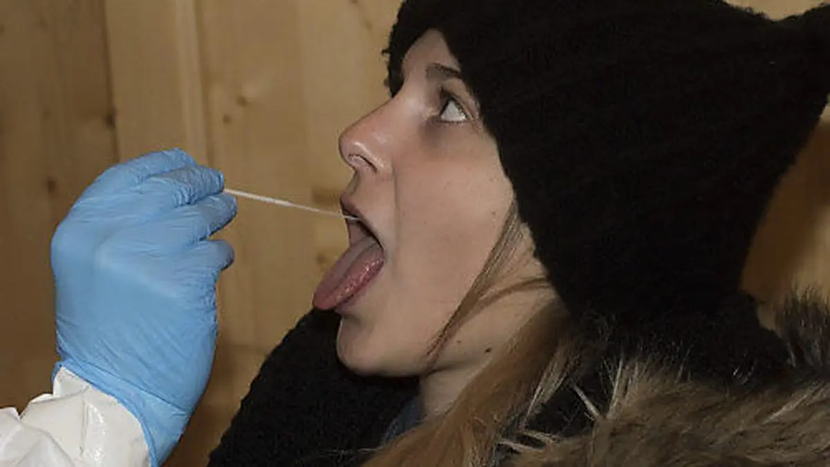 Die Landesregierung appelliert, dass in möglichst allen Apotheken des Landes Coronatests möglich sind