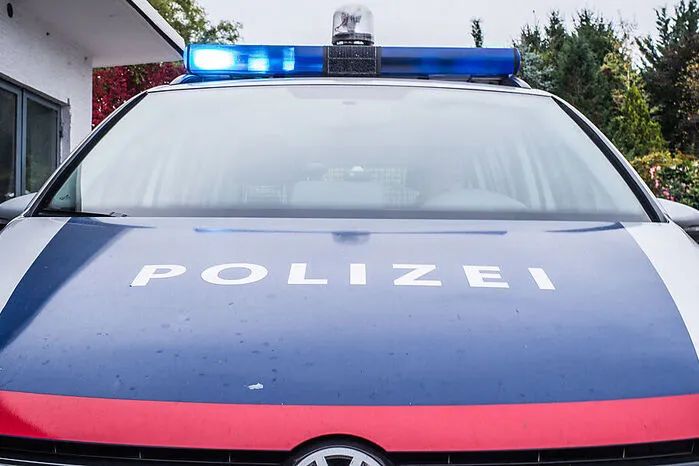 Top 5: Mysteriöser Fall: Ein 36-Jähriger wurde mit einer Messerverletzung im Bereich des Bauches ins Krankenhaus eingeliefert.  Der Weststeirer musste notoperiert werden.