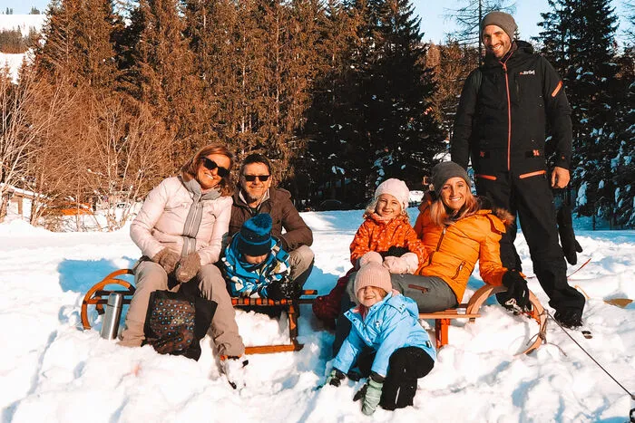 Familie Strobel aus Graz hat es geschafft und tankt nun Sonne auf der Teichalm.