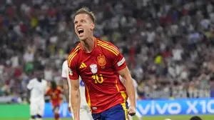 Dani Olmo | Spain's Dani Olmo celebrates after scoring his side's second goal during a semifinal match between Spain and France at the Euro 2024 soccer tournament in Munich, Germany, Tuesday, July 9, 2024. (AP Photo/Manu Fernandez)