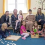 Von links: Bildungs- und Integrationsreferent Vizebürgermeister Philipp Liesnig (SPÖ) mit Sandra Motnik (Leiterin Kindergarten Regenbogen), Manal Okasha (Interkulturelle pädagogische Mitarbeiterin) und Melanie Bürger (Geschäftsleiterin Projektgruppe Frauen)