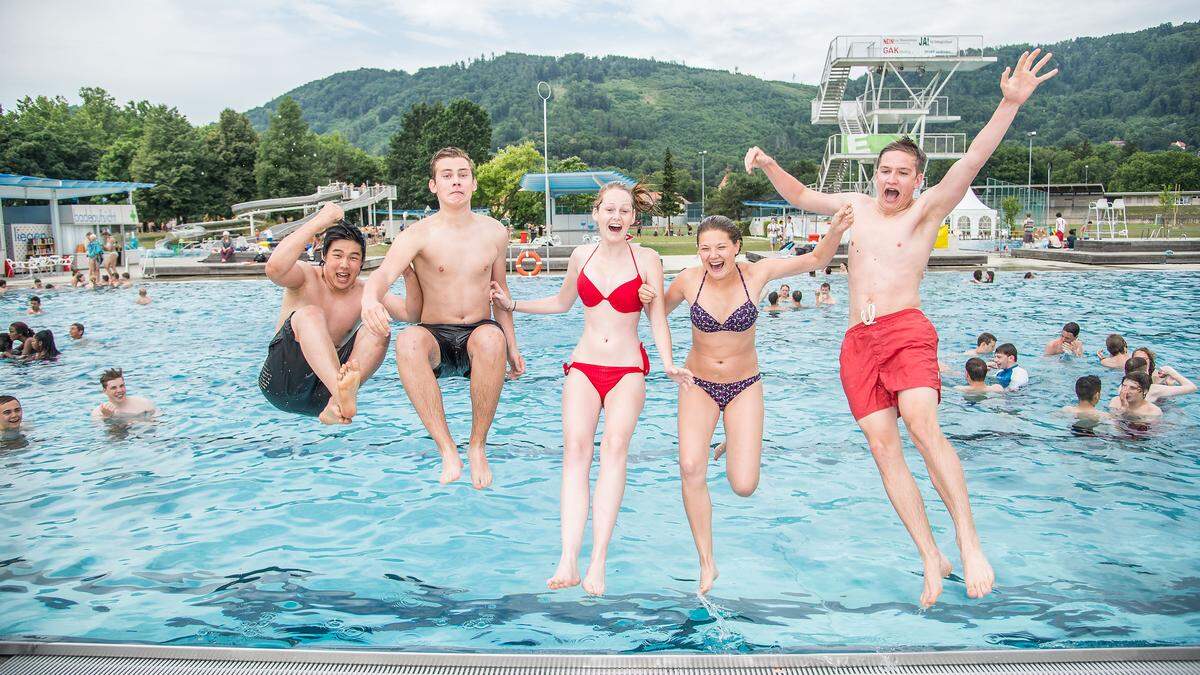 Uuuuund.... platsch! Am 1. Mai springt Graz in die Freibadsaison