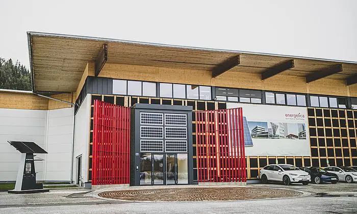 Energetica-Produktionshalle in Liebenfels. Die Gemeinde änderte für die das Unternehmen sogar die Straßenführung