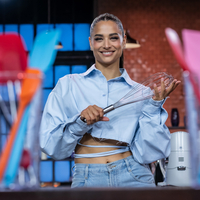 Amira Aly muss in der vierten Folge die „Rote Schürze“ abgeben