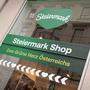 Der neue Steiermark-Shop hat eröffnet: Herz-Artikel so weit das Auge reicht