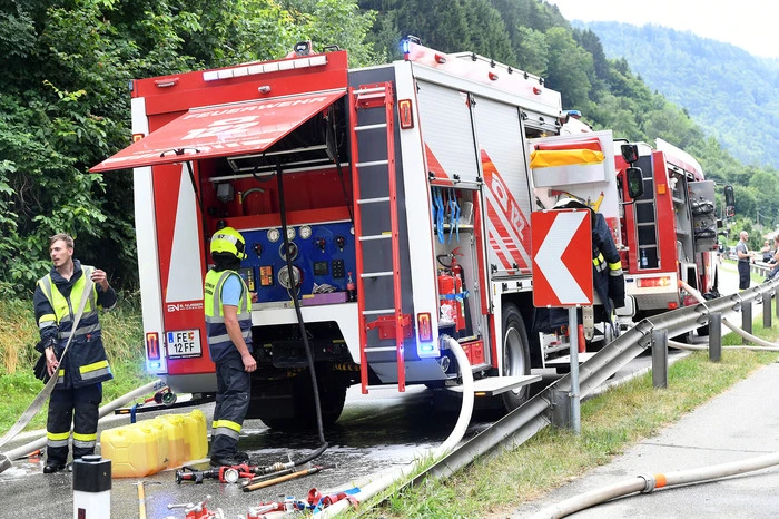 Sieben Feuerwehren wurden alarmiert.