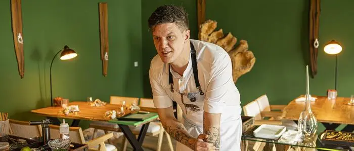 Haubenkoch Ralph Kollnitzer kredenzt im Roots zum Anlass Gourmetgerichte „im klassischen Wirtshaus-Style“