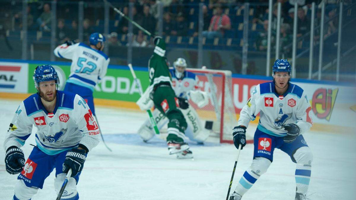 Stark dezimiert müssen die Adler ihr zweites CHL-Gruppenspiel in Krakau bestreiten