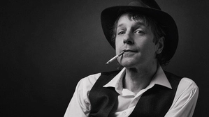 Voodoo Jürgens, neuerdings irgendwie „Strizzi“-Light 