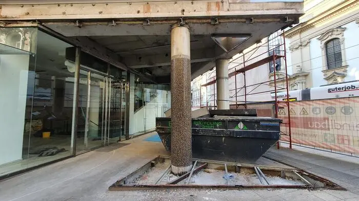 Die Bauarbeiten in der Herrengasse sind im Laufen: Palmers eröffnet im Spitzhaus einen Flagship-Store. Klicken Sie sich durch die Bilder!