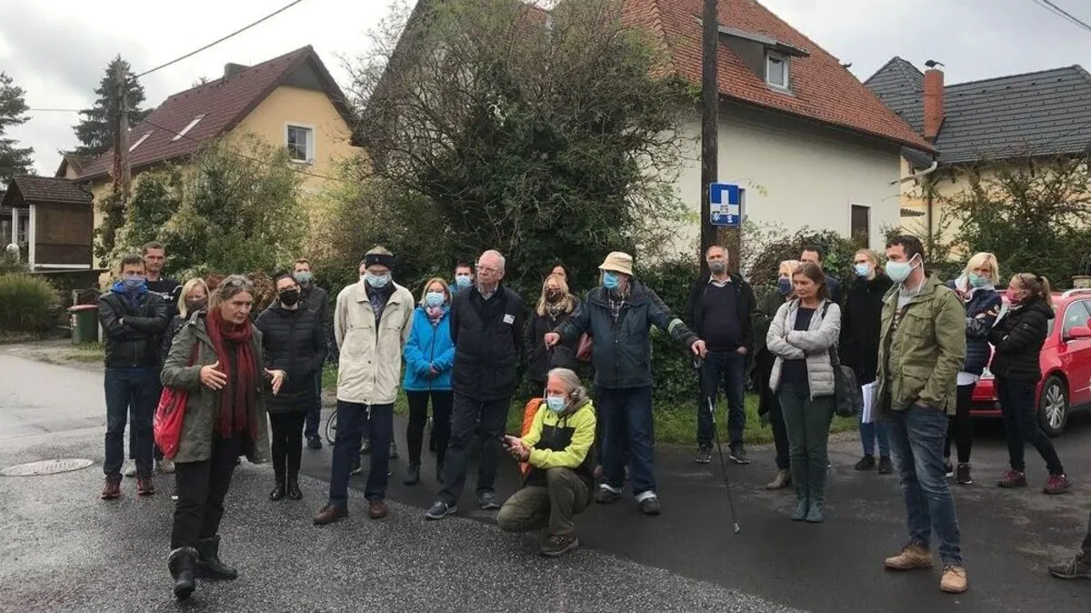 Verkehrsstadträtin Elke Kahr stellte sich am Freitag den Fragen von aufgebrachten Bürgern in Eggenberg