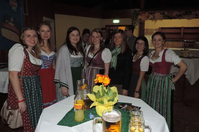 Klicken Sie sich durch weitere Bilder...