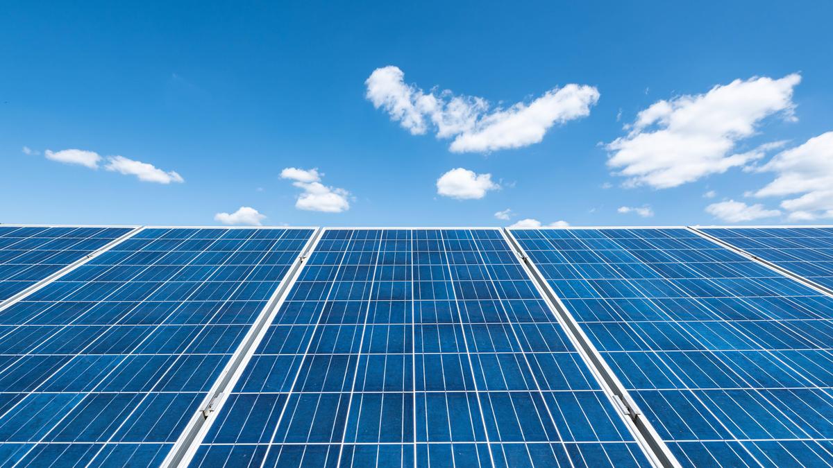 Lange schien alles Richtung „Team Photovoltaik“ zu laufen, die Energiekrise spielte PV-Anlagenbesitzern in die Hände