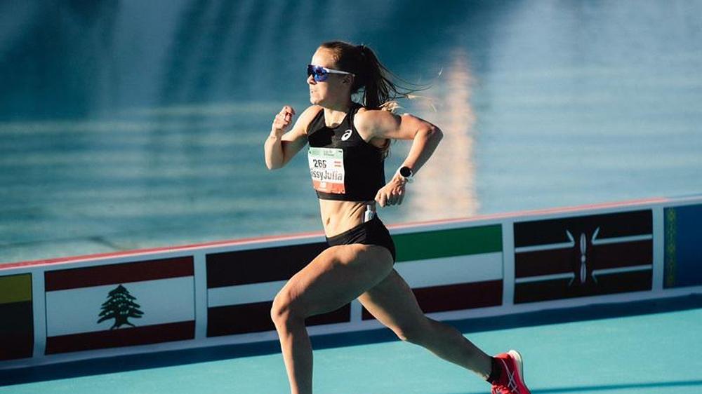 In Valencia knackte Julia Mayer ihren eigenen Marathon-Rekord und die Olympiaquali