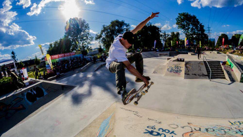 Skateboarden in Graz: Erlaubt auf Skaterplatzen wie am Grünanger, verboten auf anderen Plätzen