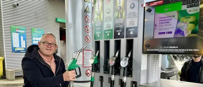 Peter Kovac aus Bad Radkersburg tankt regelmäßig in Gornja Radgona, Slowenien, sein Auto voll: „Das muss man ausnutzen.“