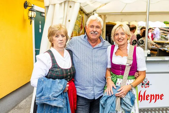 Familie Lutschounigg St. Georgen Klagenfurt Nachkirchtag