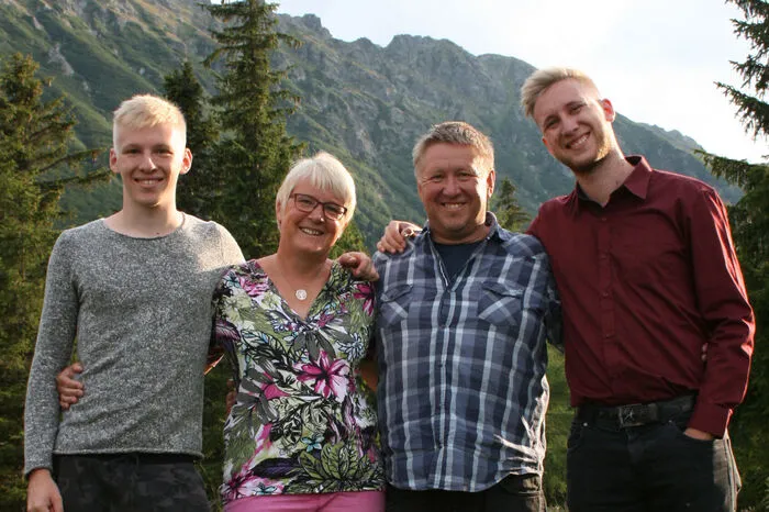 So sieht Familie Greiter heute aus: Laurin, Stefanie, Helmut und Nico