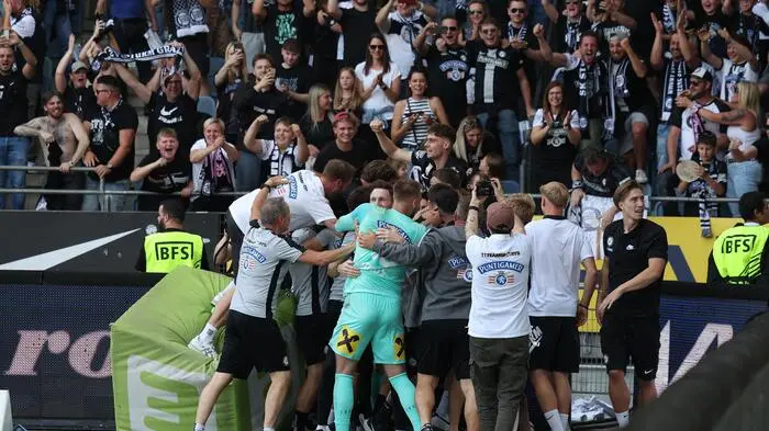 Gregory Wüthrich (69.) und Amady Camara (90:) schossen Sturm gegen Klagenfurt zum Meistertitel.