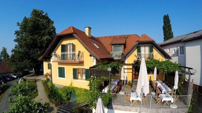 Der Buschenschank Skoff