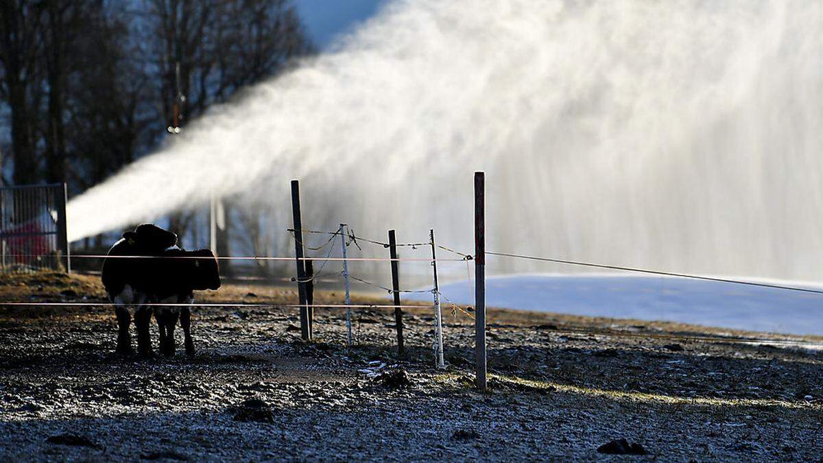 Schneekanone in Aktion